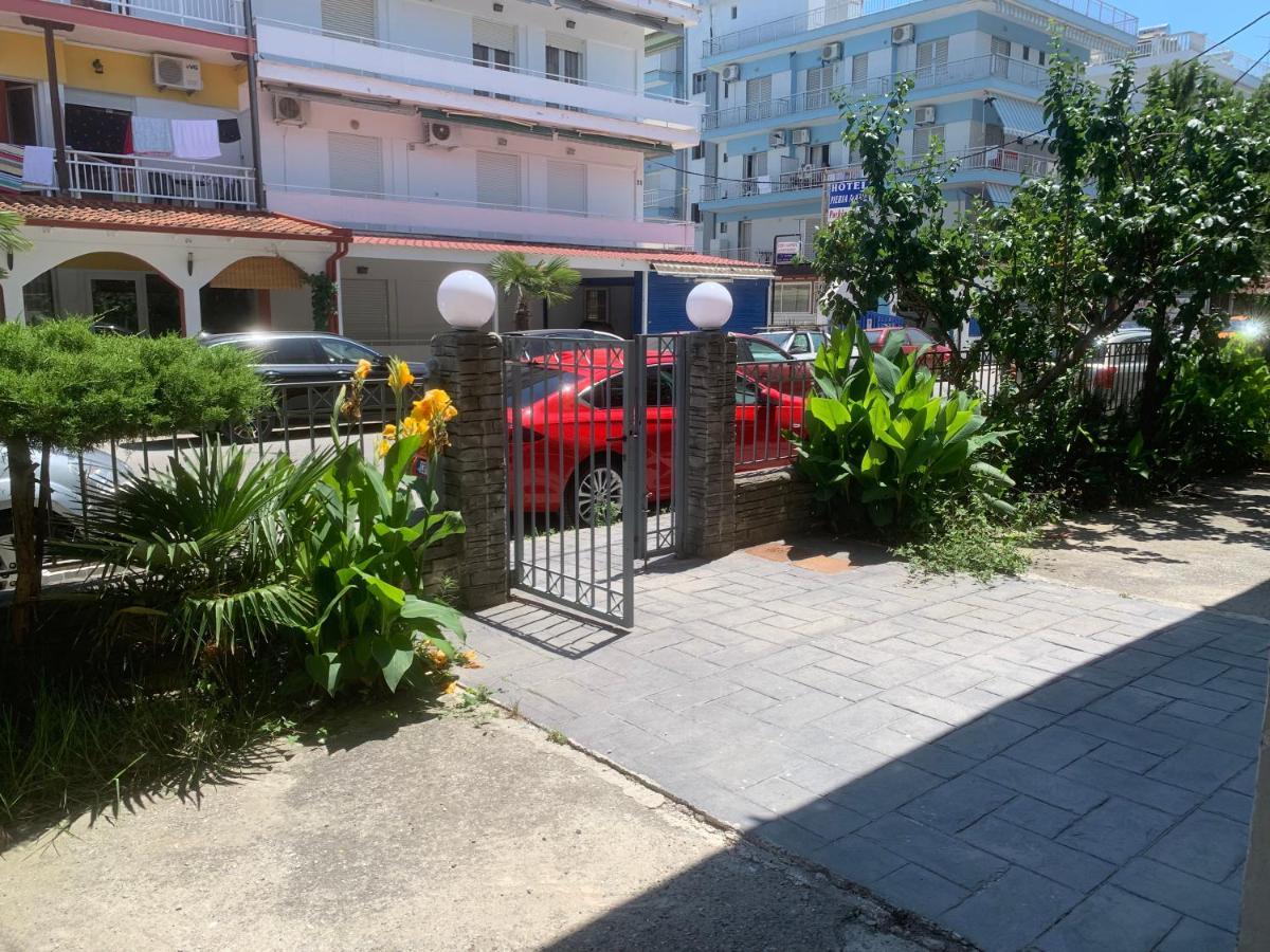 New Zeusplace Apartment With Private Parking Paralia Katerini Exteriör bild